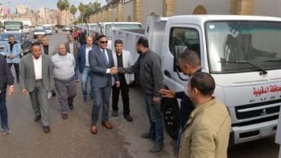 محافظ الدقهليه يستلم عدد 14 من معدات تحسين البيئة المتفق عليها 