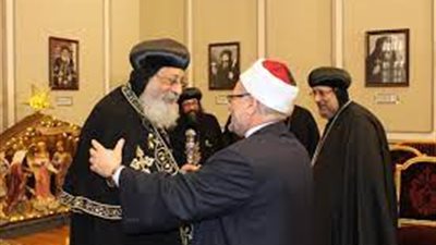 مفتي الجمهورية يزور البابا تواضروس لتهنئته بعيد الميلاد المجيد..صور
