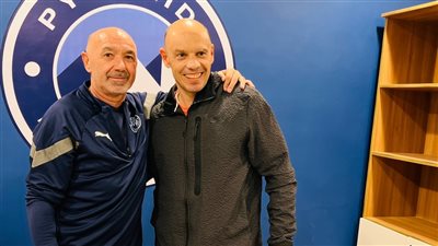 تاكيس يودع لاعبي بيراميدز.. ويتمنى التوفيق لباتشيكو