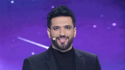 طلّة عارية ومفاجأة لنجله.. شاهد آخر صورة لـ حسن الراداد على «إنستجرام»