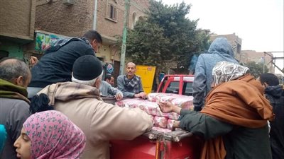 منافذ بيع متحركة لتوفير السلع الغذائية بأسعار مخفضة في ملوي 