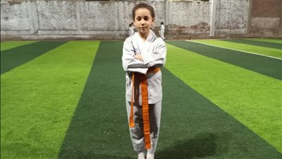 ثراء طارق تخطف الأنظار في لعبة الكاراتية 