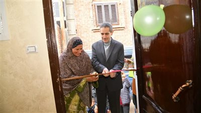 ضمن حياة كريمة.. تسليم 5 منازل للأهالي وافتتاح قافلة اجتماعية بقرى زفتى