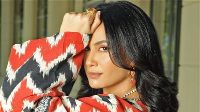 هند صبري تعتذر بعد خطأ تقني في تعزيتها للفنان نضال الشافعي