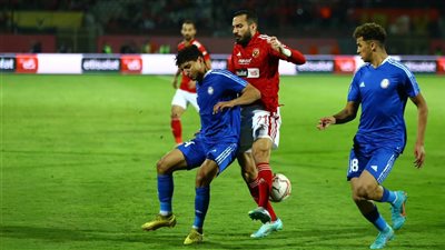 الظهير الأيمن لسموحة يقترب من صفوف القلعة الحمراء