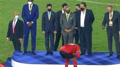 إدارة الأهلي تتفق مع كولر على إستبعاد كهربا من مباراة سموحة 