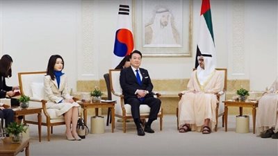 الإمارات تستثمر 30 بليون دولار في كوريا الجنوبية.. أعرف الفرق بين المليار والبليون؟ 