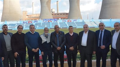 وزير قطاع الأعمال يتفقد ستاد غزل المحلة ويؤكد ضرورة الاهتمام بالمنشآت الرياضية