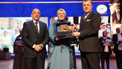 أسماء المكرمين بالمجلس الأعلى للآثار والفائزين بجائزة الدكتور زاهي حواس