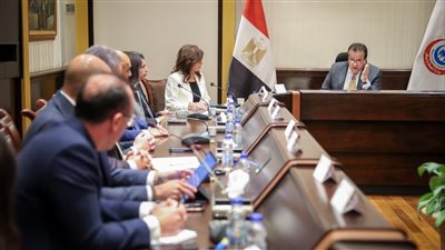 وزير الصحة يعقد اجتماعًا مع غرفة التجارة الأمريكية لبحث الاستثمار بالقطاع الصحي