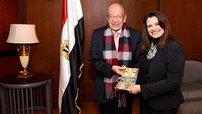 وزيرة الهجرة تستقبل عالم المصريات وسيم السيسي لتوسيع التعاون اتكلم عربي