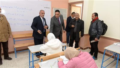 محافظ الدقهلية يتفقد سير امتحانات الشهادة الإعدادية في يومها الأول