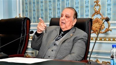 تعليم الشيوخ توصي بإنشاء مستشفى جامعي بالوادي الجديد