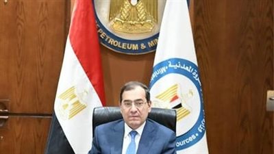 وزير البترول يعتمد الموازنة التخطيطية لشركتي مصر والتعاون 