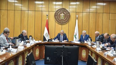 القوى العاملة:صرف 32 مليون جنيه لـ9103 عاملين بـ229 منشأة