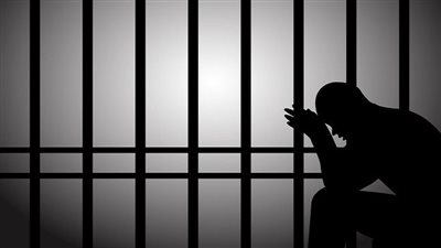 حبس شقيقين لاتهامهما بتمزيق جسد سائق داخل موقف بالشرقية