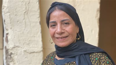 سره الباتع.. عفاف مصطفى: خالد يوسف بيعاقب الممثلة اللي تحط مكياج