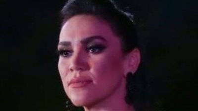 مي فاروق تعلن موعد ومكان عزاء والدها