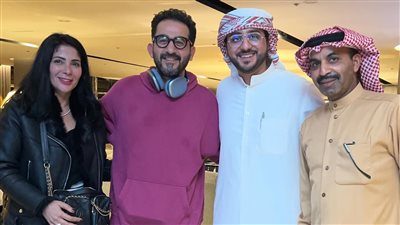 أحمد حلمي ومنى زكي في 