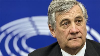 إيطاليا تدعو لتحرك أوروبي لتجنب تحالف صربيا مع روسيا