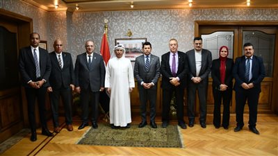 وزير الشباب والرياضة يستقبل رئيس الإتحاد الإماراتي للشطرنج 