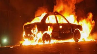 تفحم 5 أشخاص من أسرة واحدة في حريق سيارة بطريق الواحات 