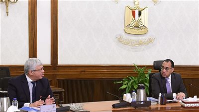 رئيس مجلس الوزراء يتابع مع وزير التعليم العالي ملفات المشروعات القومية