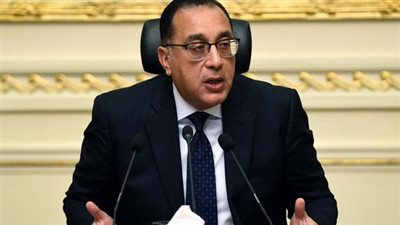 رئيس الوزراء يتابع مع وزيرة التخطيط نتائج الجولة الترويجية للاستثمار