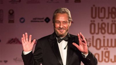 حكاية 4 نساء في حياة فاروق الفيشاوي.. 3 زيجات وحب لم يكتمل