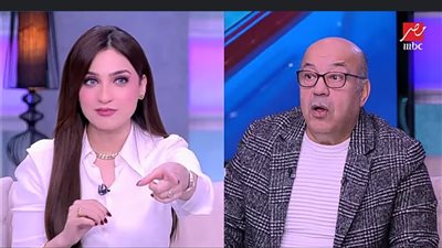 حجاج عبد العظيم لـ ياسمين عز: «مكنتش جي البرنامج.. فين صلعة حجاج»