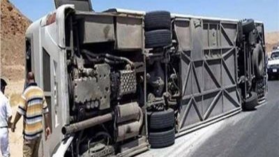 إصابة 22 عاملا في حادث انقلاب أتوبيس بالشرقية