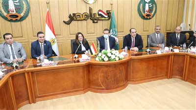 لقاء هام بين وزيرة الهجرة ومحافظ المنوفية.. اعرف التفاصيل