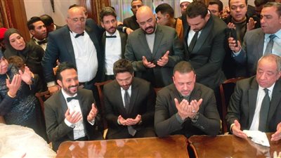 الكينج وتامر حسني.. تعرف على أبرز الحضور في حفل زفاف أحمد عصام (صور)