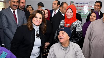 وزيرة الهجرة تتفقد قافلة صناع الخير لعلاج المواطنين ودارأيتام الحسن والحسين بالمنوفية
