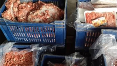 دجاج غير صالح للاستهلاك الآدمي.. القبض على مدير مطعم شهير بالشروق