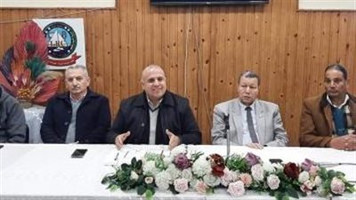 وكيل تعليم دمياط يبحث مع موجهى المواد الاستعداد لبدء الفصل الدراسى الثانى