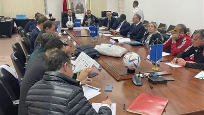 الأهلي يرتدى زيه التاريخي.. وريال مدريد 