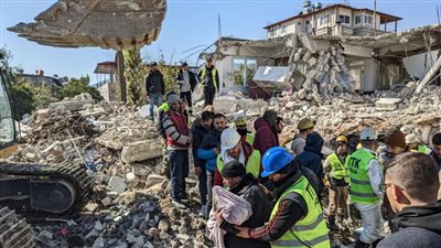 عدد قتلى الزلزال يتجاوز 22 ألف قتيل في سوريا وتركيا