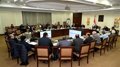 «الإسكان» تكشف الموقف التنفيذي لمشروع «الأعمال المركزية» بالعاصمة الإدارية و«الداون تاون» بالعلمين