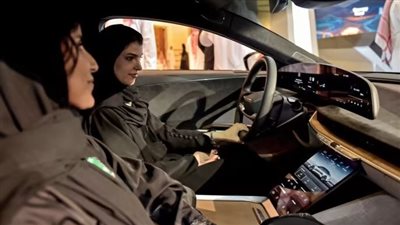 السعودية.. خطة طموحة لإنتاج أول سيارة كهربائية محلية الصنع