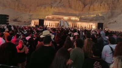 شركة فرنسية و3000 سائح.. جدل إثر إقامة حفل موسيقي بمعبد حتشبسوت 