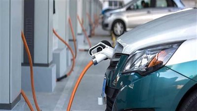السعودية تستعد لاستيراد الليثيوم لإنتاج السيارات الكهربائية