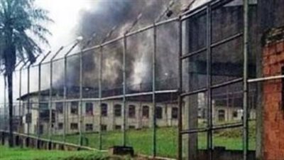 46 وفاة وإصابة في حريق داخل سجن جنوب البرازيل