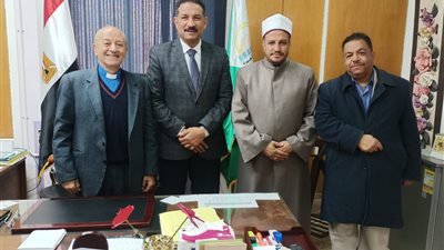 تعليم الجيزة تلتقى مسئولين من الأوقاف والأزهر والكنيسة الإنجيلية 
