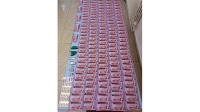 القبض على عصابة تزييف الـ50 دينار الجديدة في الأردن