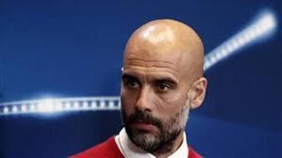 جوارديولا يرد بحسم على انتقادات مشاركة سيلفا في الدفاع