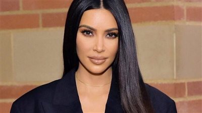 كيم كاردشيان تشترى قطعة أرض ضخمة علشان عيون أمها وأختها