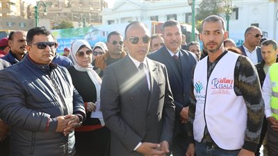 نائب محافظ المنيا يتفقد قافلة «قطر خير التحالف» لدعم الفئات الأكثر احتياجا 