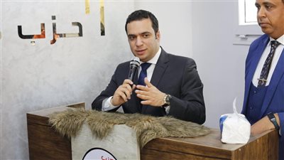 محمد بدران يفتتح مقر حزب صوت الشعب بالبحر الأحمر