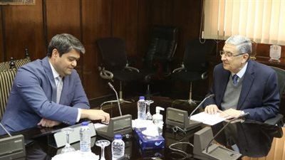 تفاصيل لقاء شاكرمع بالنائب الأول لوزير الطاقة الاوزباكستانى 